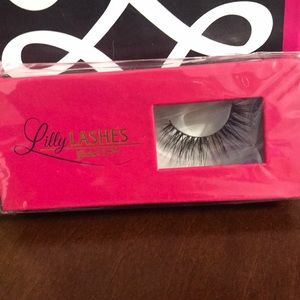 Lilly Lashes in Opulence